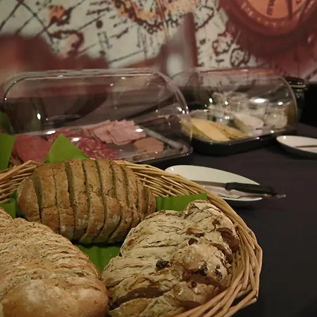 Familiale Confortable Avec Petit-dejeuner A La Ferme 3*